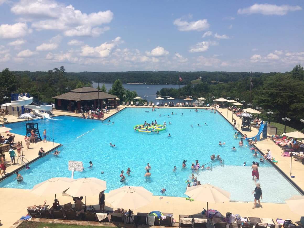 northriver yacht club pool